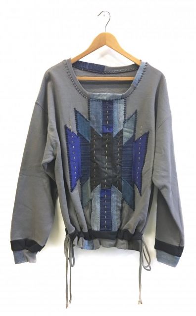 h.e.11A sweater patchwork